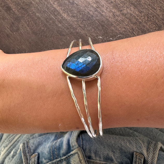 Atlantis-Armreifen mit Larimar, Labradorit oder Mondstein