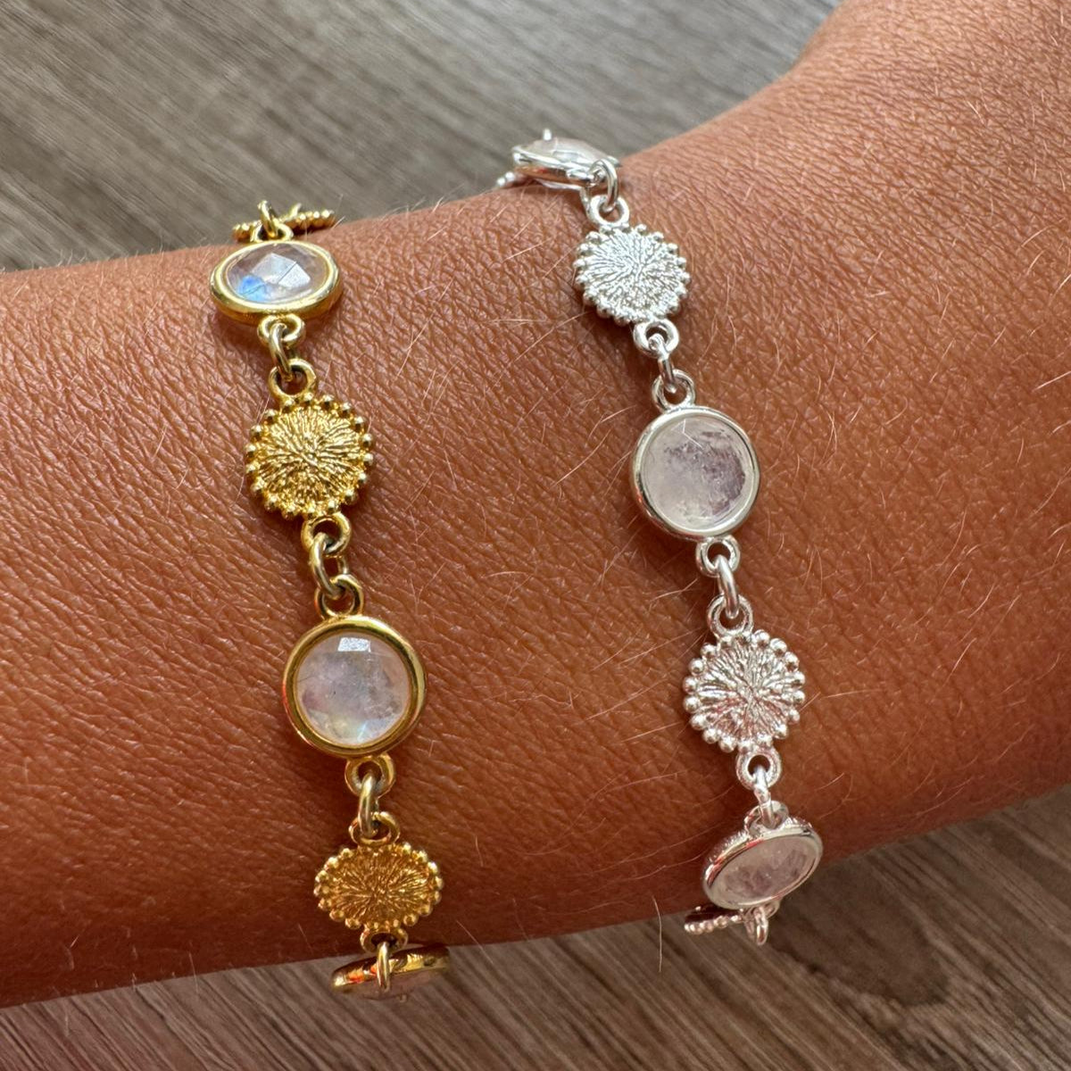 Mondsteinarmband Gold und Silber