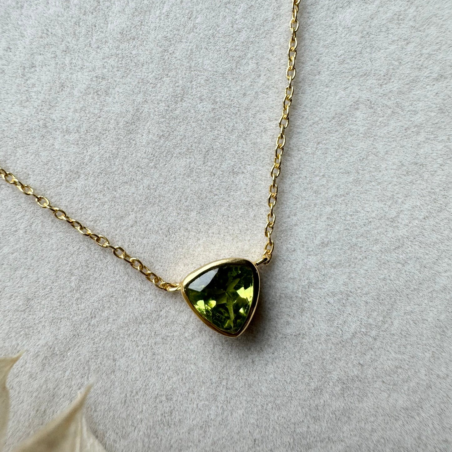 Peridot gold